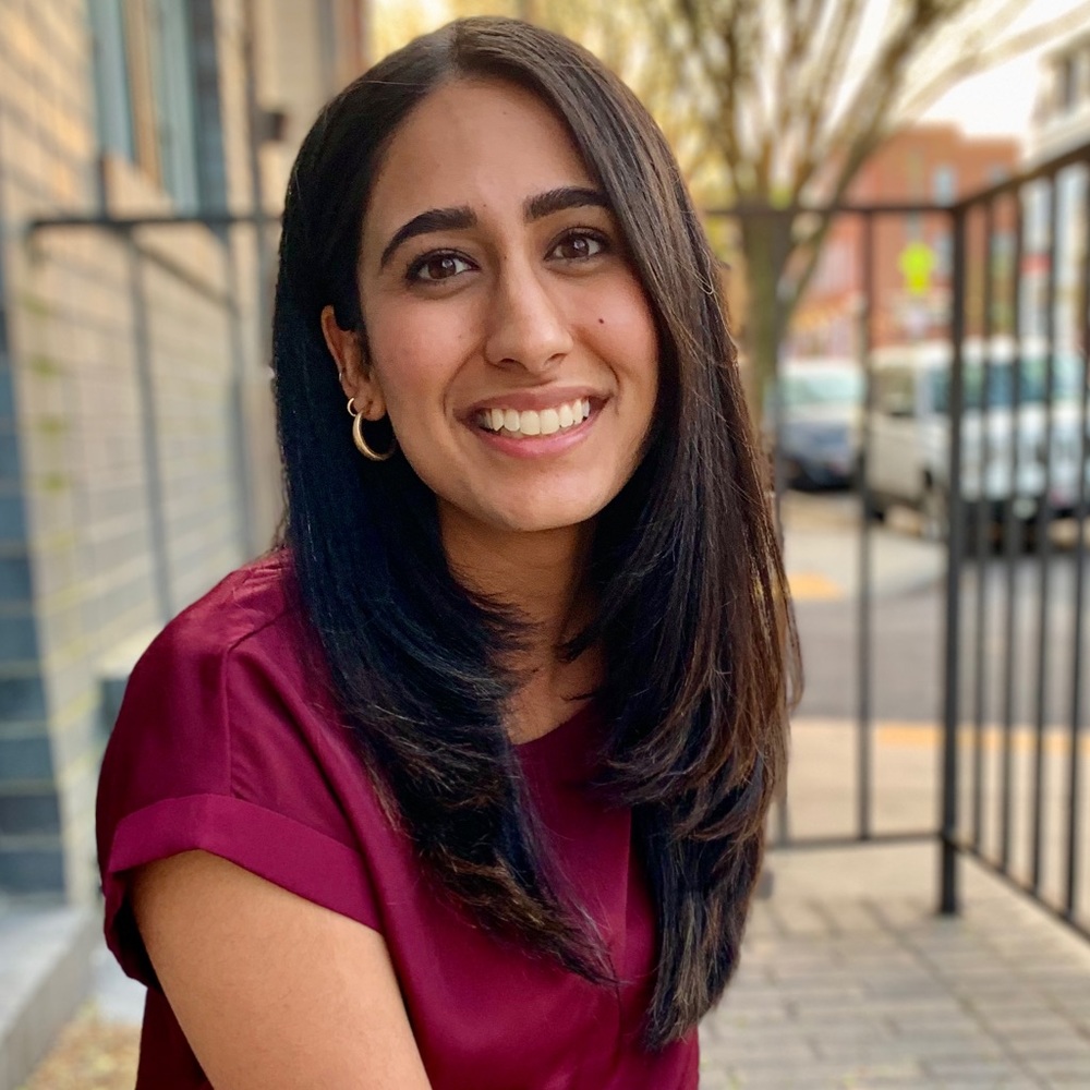 Meet your Posher, Harleen